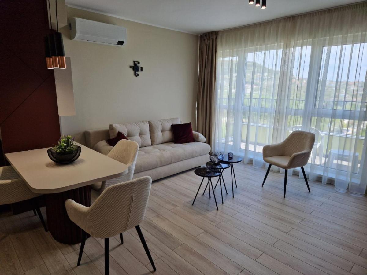 Papaya Apartments Varna Exterior photo